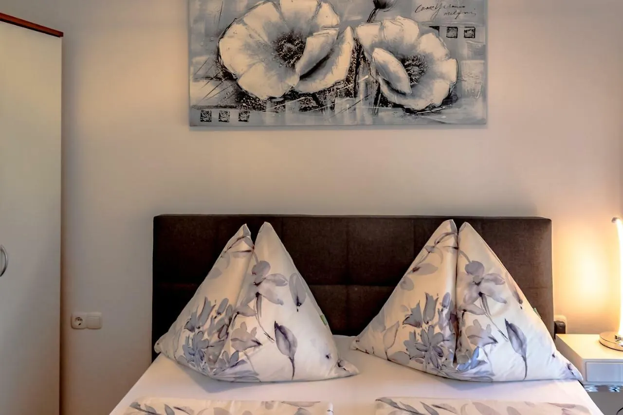 Kaja Apartments 法扎纳